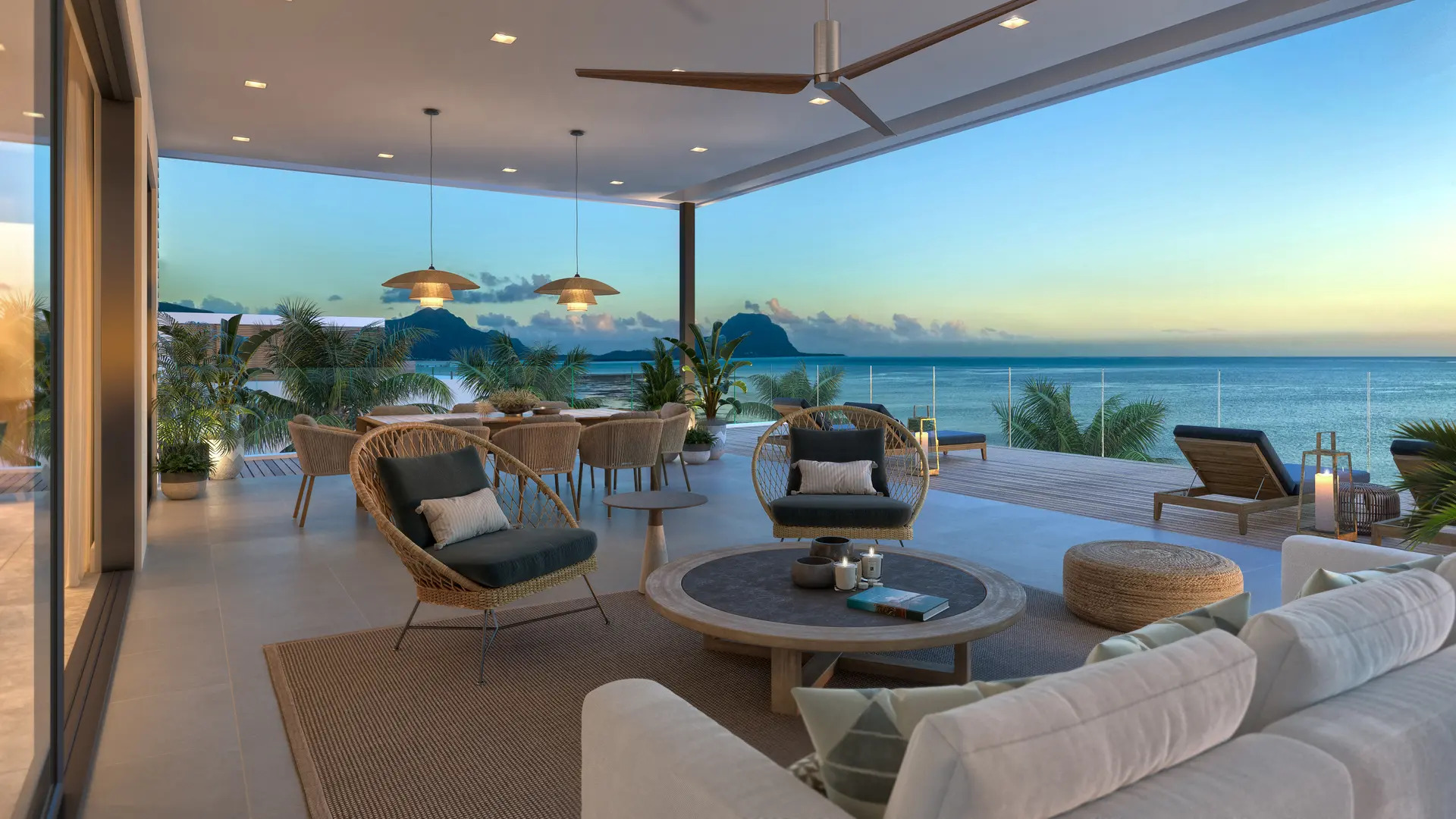Terrasse du penthouse The Peninsula à Rivière Noire, avec vue sur Le Morne et la mer – Ohana Heritage Group