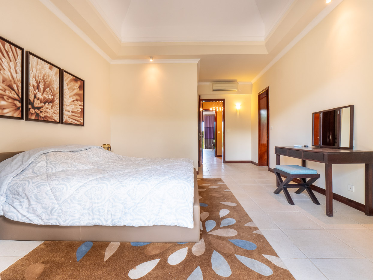 Accès privilégié au green de Tamarina depuis une villa haut de gamme signée Ohana Heritage Group