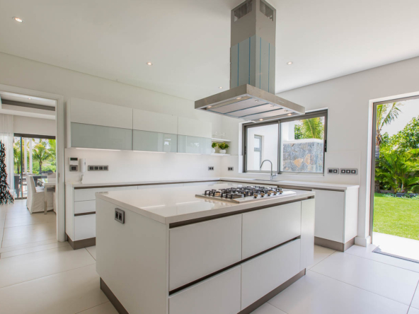 Villa moderne à vendre à Anahita avec vue sur le golf – Ohana Heritage Group