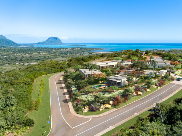 Villa de luxe à vendre à l’île Maurice avec vue sur l’océan et le coucher de soleil – sélection Ohana Heritage Group