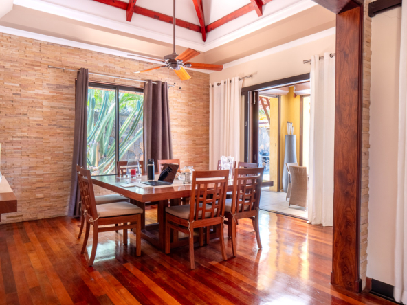 Villa de luxe à vendre au cœur du domaine de golf Tamarina Île Maurice