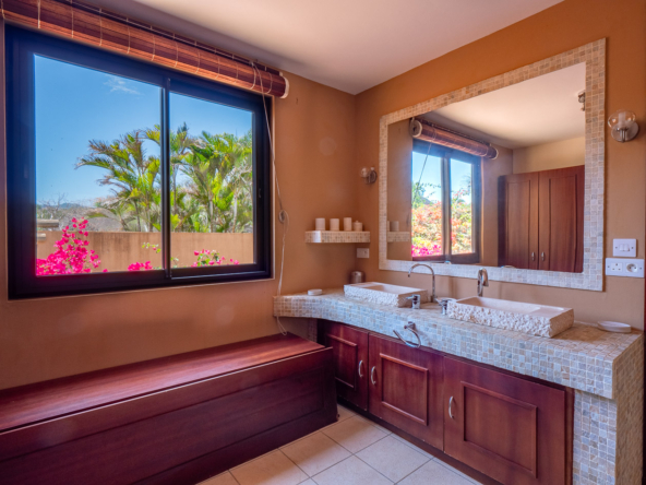 Acheter une villa moderne dans le domaine sécurisé de Tamarina