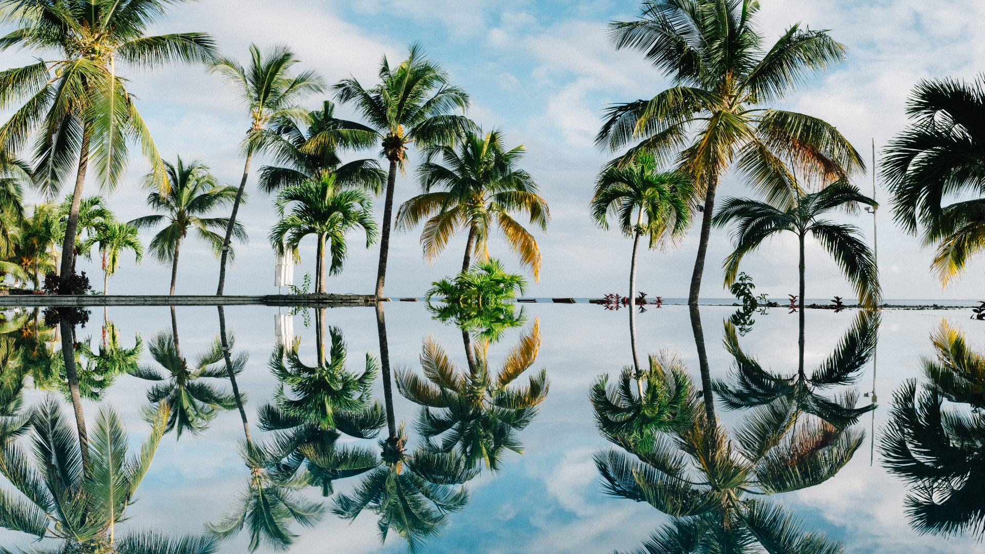 Vue panoramique sur une résidence de luxe à l’île Maurice, accessible aux ressortissants russes via le programme PDS.
